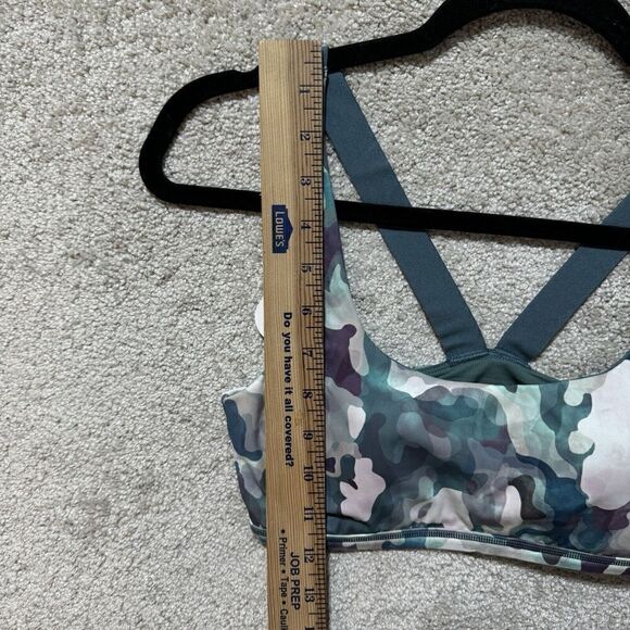 Spanx Low‎ Impact Sports Bra NWT Women's XS Green Camo Printed Removable Pads - Picture 10 of 12